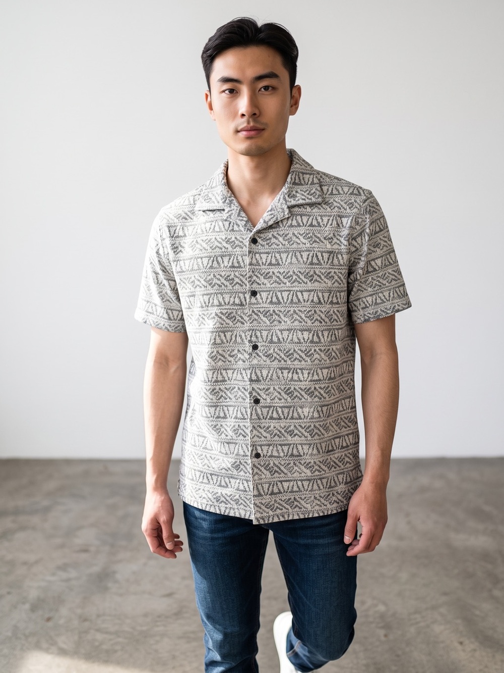 NWT New Magaschoni Short Sleeve Button Down Jacquard Print Shirt Size S